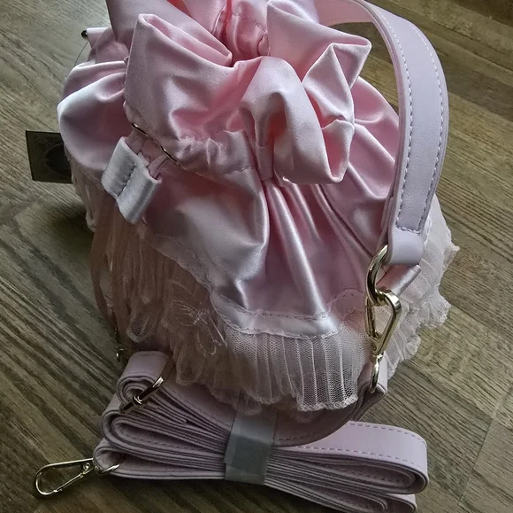 Her Universe Wicked Glinda Pink Butterfly Ruffle Crossbody Bag NWT - Picture 4 of 4